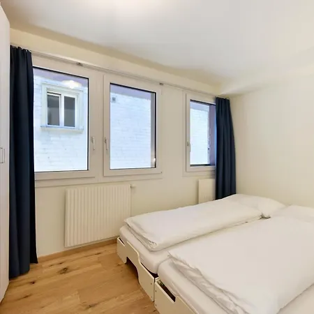 Apartmán Lenkstrasse 4 & 6 *